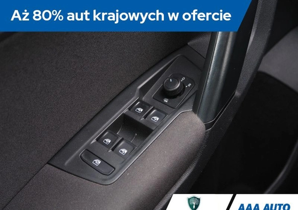 Volkswagen Tiguan cena 93000 przebieg: 154162, rok produkcji 2019 z Stąporków małe 254